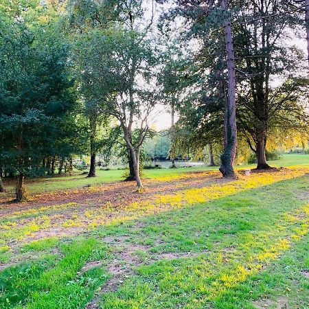 Gite Du Parc Du Moulin Du Pre Bavent 外观 照片